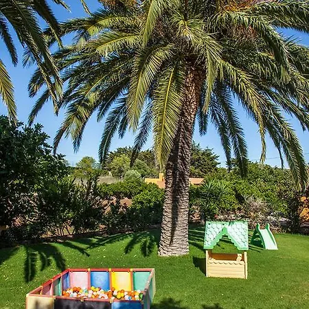 Montinho De Ouro Hotel Luz