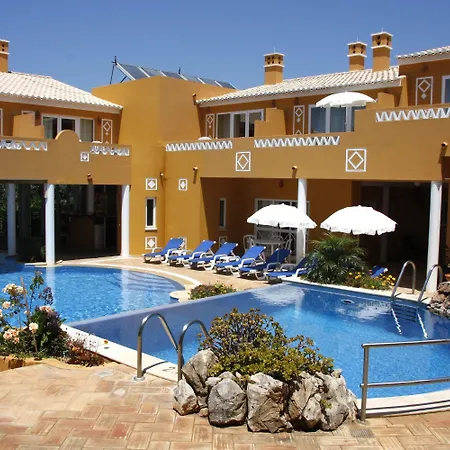 Montinho De Ouro 3* Luz