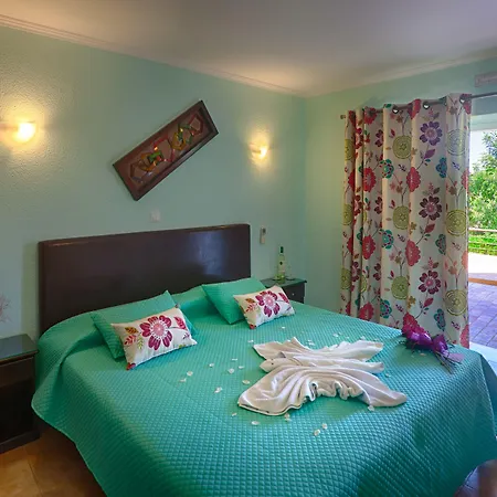 Montinho De Ouro Luz