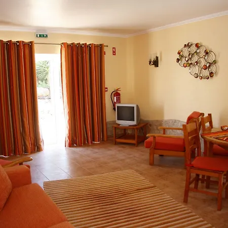 Montinho De Ouro Hotel Luz