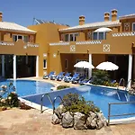 Montinho De Ouro 3* Luz
