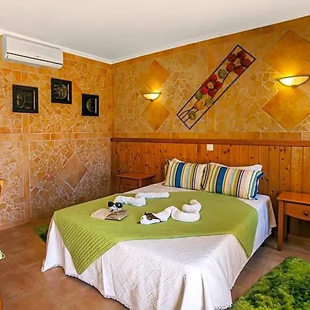 Montinho De Ouro Hotel 3*