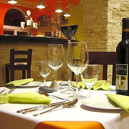 Montinho De Ouro Hotel Luz