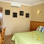 호텔 Montinho De Ouro 3*